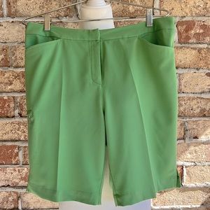 Callaway green golf shorts Ladies Size 10